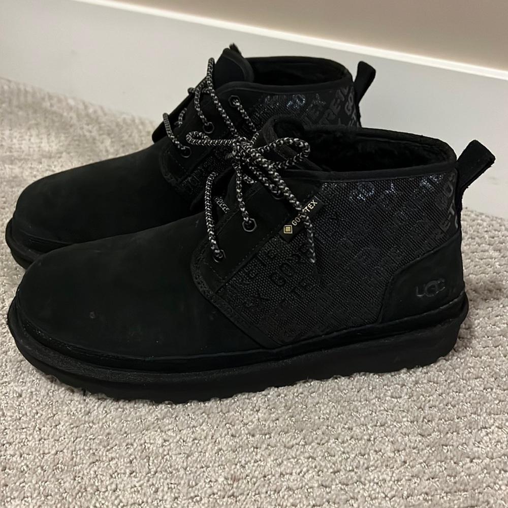 UGG Men’s Neumal waterproof gore-tex fleece sheepskin lined boots Size 10 NEW!